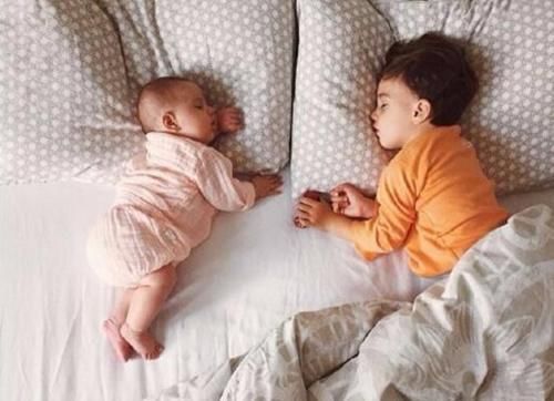 豆豆|二胎“随母姓”才公平?等孩子上幼儿园以后,问题就会逐渐显现