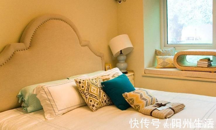卧室|头次见到小卧室装这种“睡床”,太聪明了,看完回家也这样装