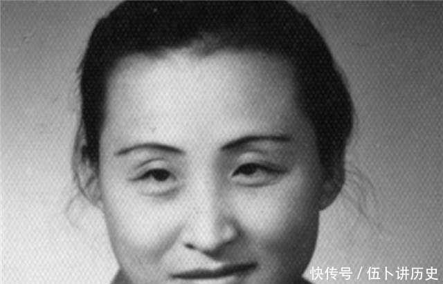 为她|二太太黄凝素:为张大千生下8个孩子,40岁与牌友生情坚决离婚