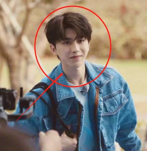 奔跑吧首期飞行嘉宾阵容曝光，4位当红艺人确认出席，这下收视要爆！