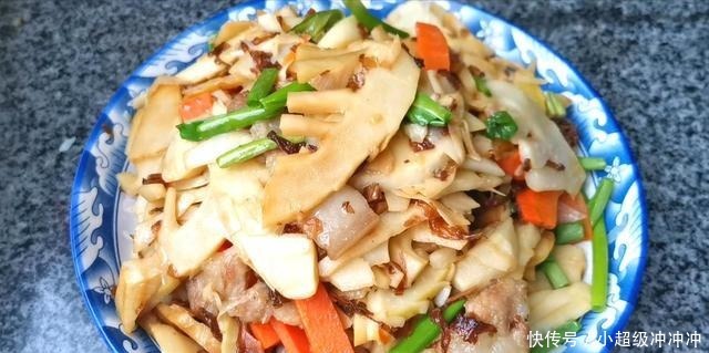 竹笋到底要不要焯水很多人少了这一步,难怪炒出的竹笋有涩味