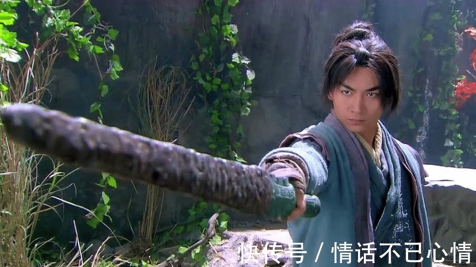 杨过$黄衫女到底是谁的女儿？不是杨过，从她对周芷若的态度可得出答案