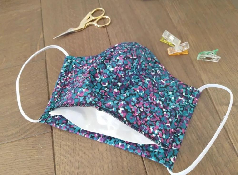 家里那么多的碎花布，不如自己动手做几个口罩，颜值高又好用！（附教程）