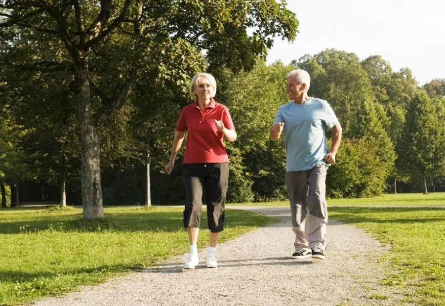 健康长寿|不论男女，50岁后，还有这3大特点，恭喜你，很健康，是长寿体质