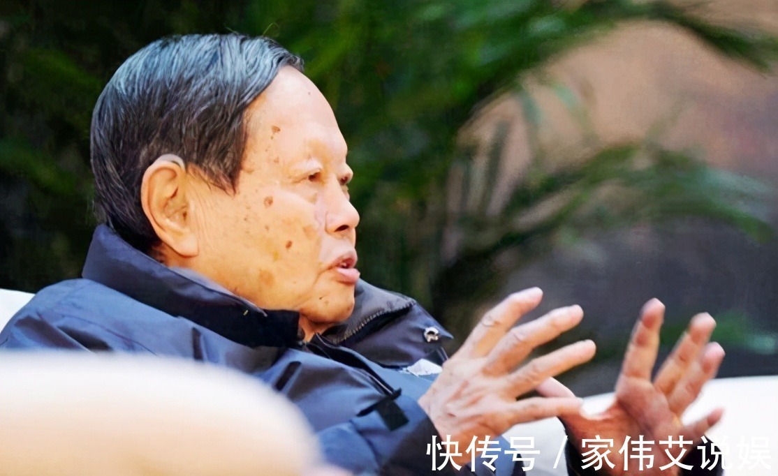出身@杨振宁问莫言:你我出身不同,得诺奖有何感受,他是如何回答的
