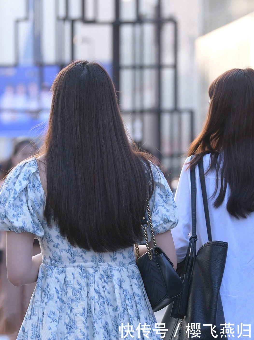 时尚：高个子女生不妨尝试下长衫，穿出清新优雅的效果