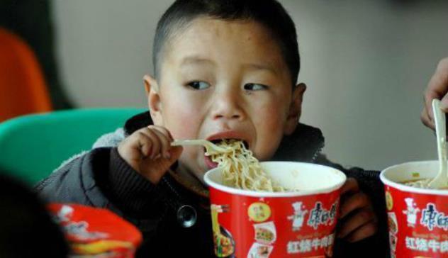 家长|它是脾胃“第一杀手”,让娃积食不长个,很多家长却常给孩子吃