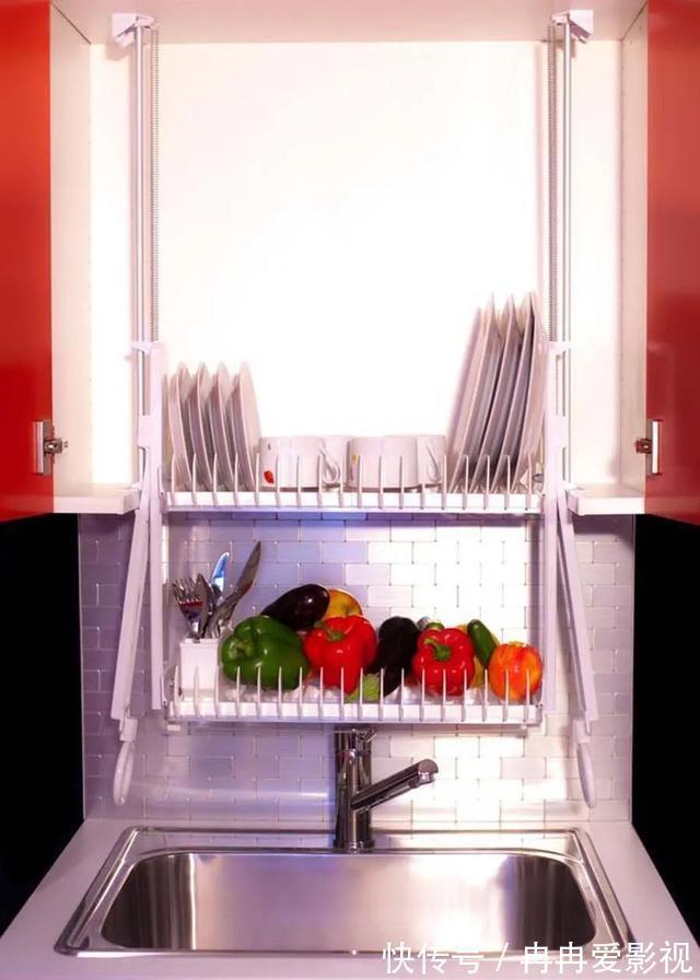 碗碟|碗筷沥水还放水槽?搭配吊柜,设计师没说的妙招,太好用