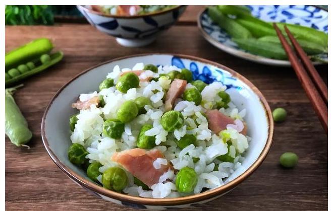 懒人|懒人最爱的三道焖饭,有肉有菜有海鲜,妈妈轻松做,孩子吃得欢