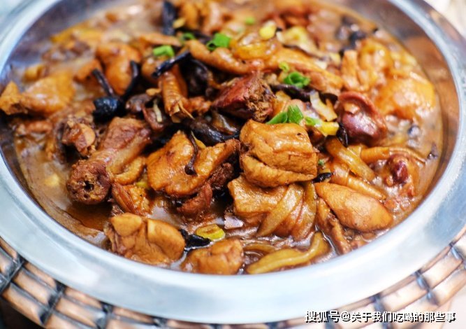 入味|炖鸡时，直接焯水是错的，大厨教你1招，鸡肉嫩滑没腥味，还入味