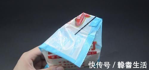 才知道,黑色发卡还隐藏4个作用,知道的人不多,回家快找出来