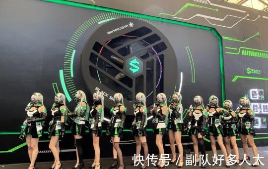 showgirl|2021CJ逛展第三日：ChinaJoy最美COS？看完我都流鼻血了