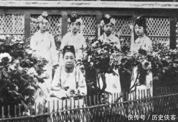 皇后|满清最传奇的女人，因为太美从“皇后”名单划去，一生男人很多