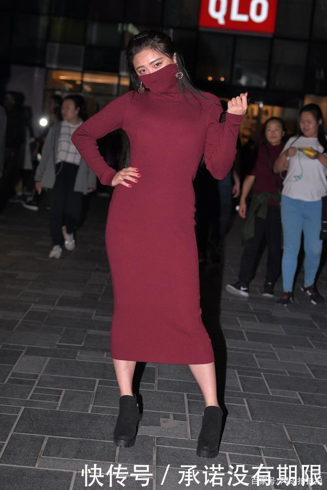 红色连衣裙的热情似火，挑选时要适合自己，穿出高级感