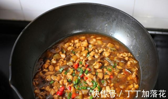 水淀粉|适合厨房新手学做的下饭菜,鲜香开胃,做法不难,比吃外卖强多了!