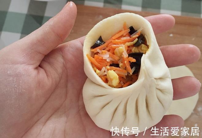 胡萝卜|包包子不妨试试胡萝卜馅,外面买不到,鲜香美味,孩子一次吃四个