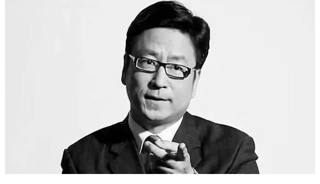 王朔评价白岩松：骨子里的做作，白岩松说我绝不还嘴，除非骂我妈