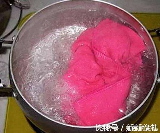 通风处|毛巾脏了别只会用洗衣液,学会这3招,多脏的毛巾都能轻松洗净!