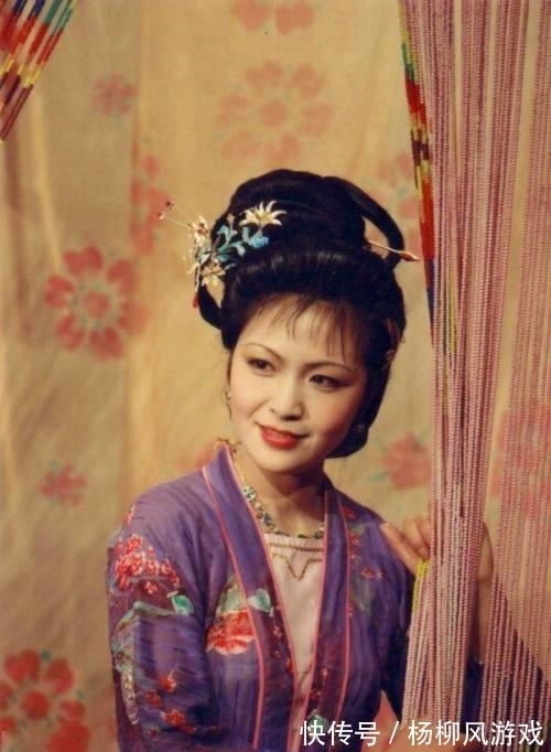 探春!《红楼梦》:贾迎春的大家气度从何而来?