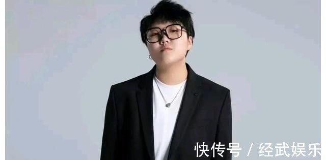 从《星光大道》冠军到《中国好声音》人人吐槽,王靖雯做了啥?