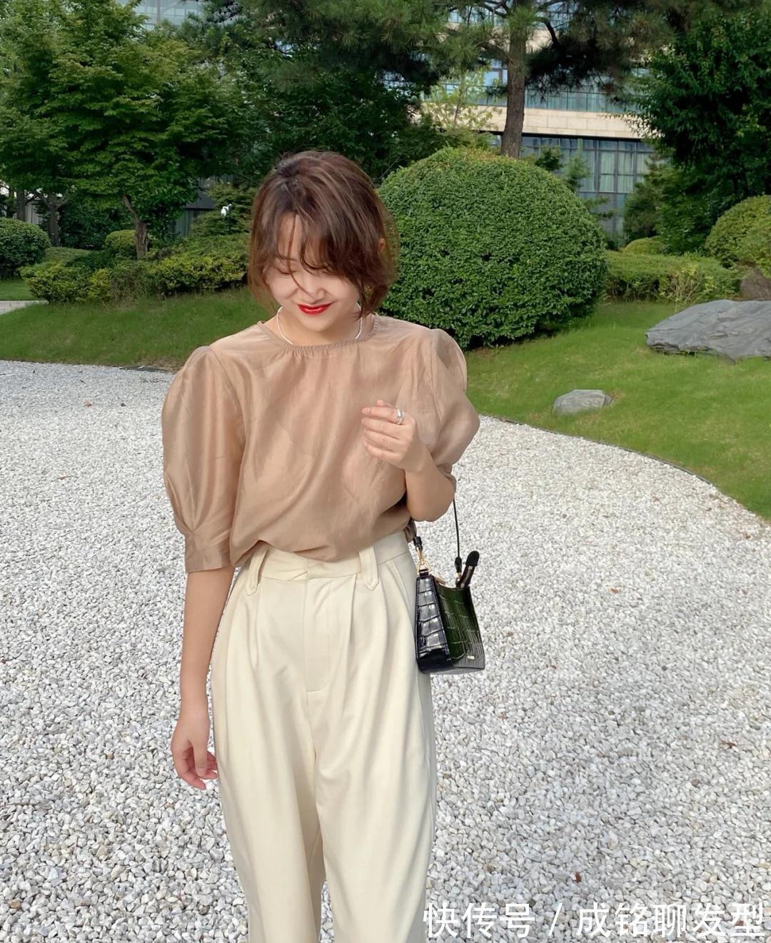 微胖|微胖女生的夏日穿搭，色彩搭配与风格是重点，穿对款式显瘦又减龄