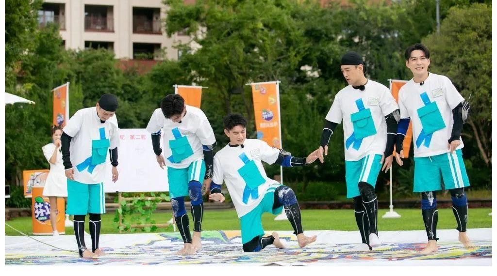 大哥队|《牛气满满的哥哥》：都快收官了，这群孩子却依旧如初，愣头青