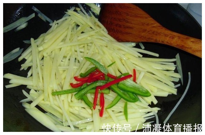 土豆|这菜,营养开胃助消化!2.5一斤,我家一年吃掉上百斤