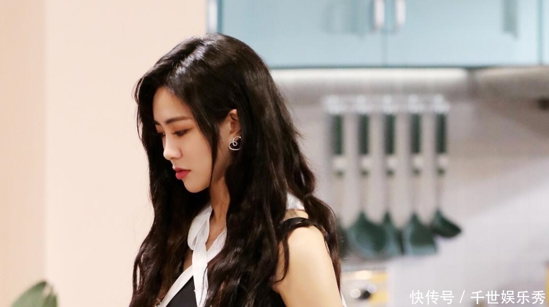 爆款 《姐妹俱乐部》模式新颖,立意满分,但因一处尴尬节目恐难成爆款