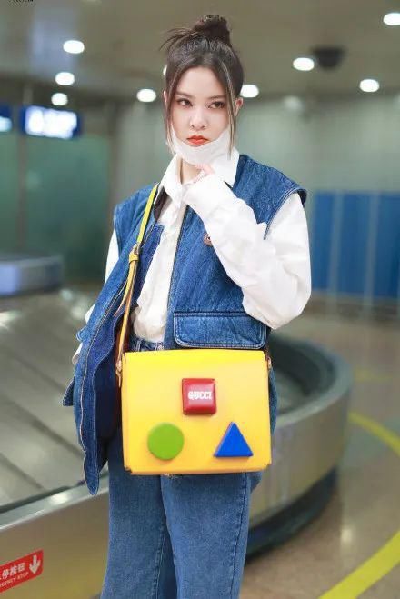  极致灰|2021年流行色来啦！显白又高级，谁穿谁先美！