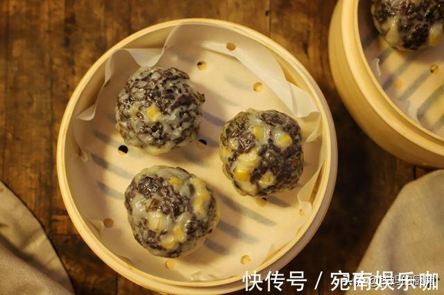 蒸锅|这早餐简单快手、好吃饱腹,一次多蒸点,冻起来随吃随取特省事