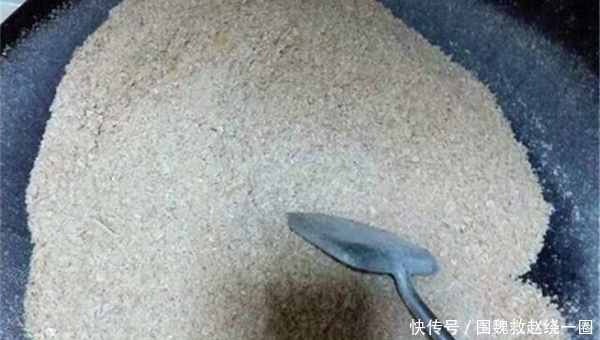 晚秋气温低鱼口差,诱鱼是关键这些特效窝料配方,提升上鱼效率