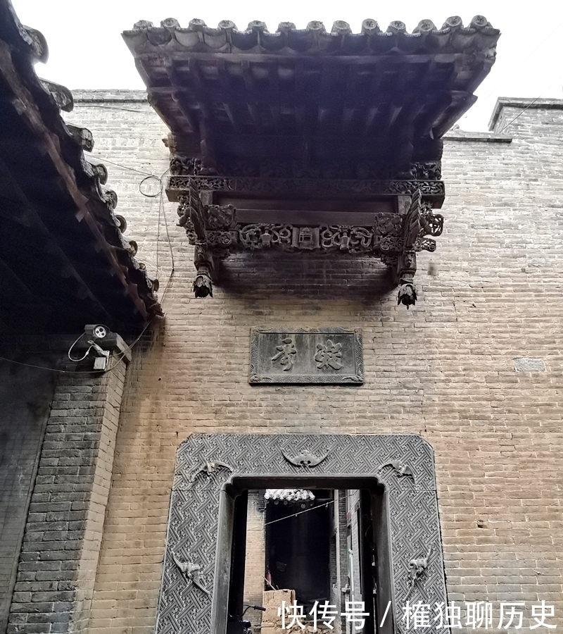 爷爷|老人住百年豪宅,雕梁画栋十分精美,“我爷爷花二百两银子买的”