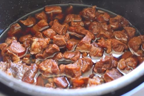 牛肉|牛肉炖不烂咋办大厨加入“这三味”料,牛肉30分钟软烂入味