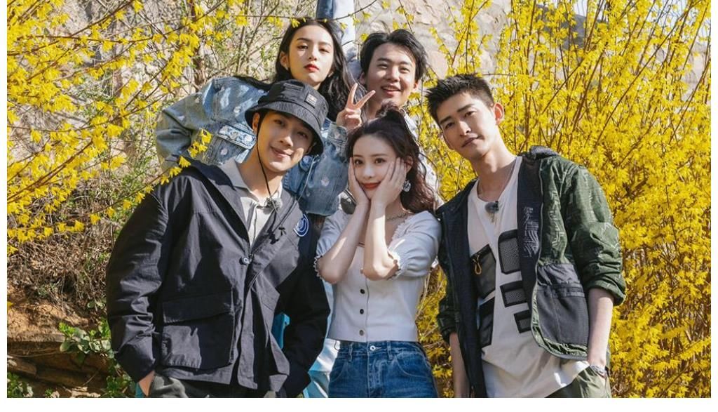 节目|因为一个神秘人的存在，这档收视率越来越高的综艺注定尴尬到收官