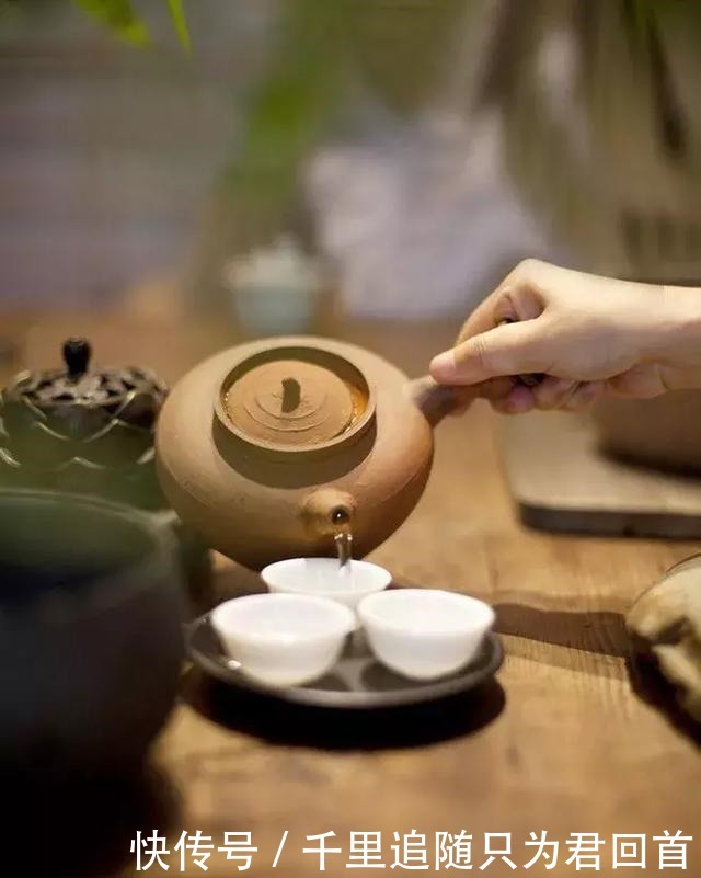 自在|院子里喝茶图个自在