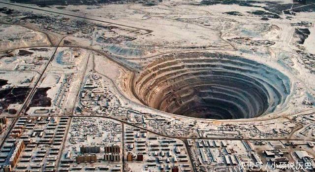 当年苏联挖穿地球计划,已经挖到12262米,为何突然停止了