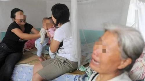 小翁|不帮儿女带娃的老人,晚年多半逃不过“三大结局”,个个都很现实