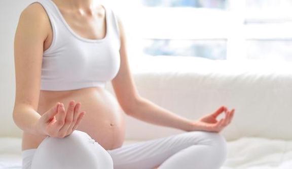 动作|孕妇这个坐姿不要有,或许会影响胎儿的发动时间,别大意