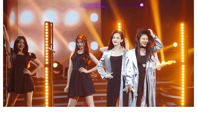 乘风破浪的姐姐|2021上半年十大综艺：《创造营》上榜392次，《奔跑吧》上榜78次