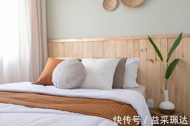 蜗居|虽然没阳台,也没有书房,但布置温馨,小夫妻蜗居52㎡的家也满足