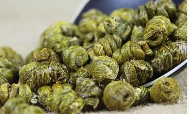 糖尿病|得了糖尿病,嘴下要留心,几种食物有助降低血糖,越吃越健康