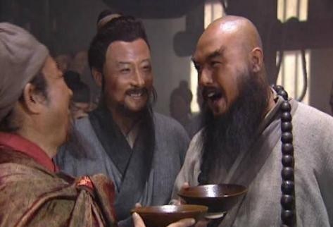 他是唯一看破梁山结局的人,装病离开了宋江,最后在海外建国称王