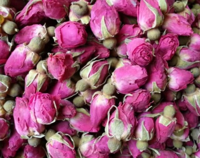 食物|女性不想长皱纹,常吃3种食物,能温暖子宫、改善痛经,气血畅通