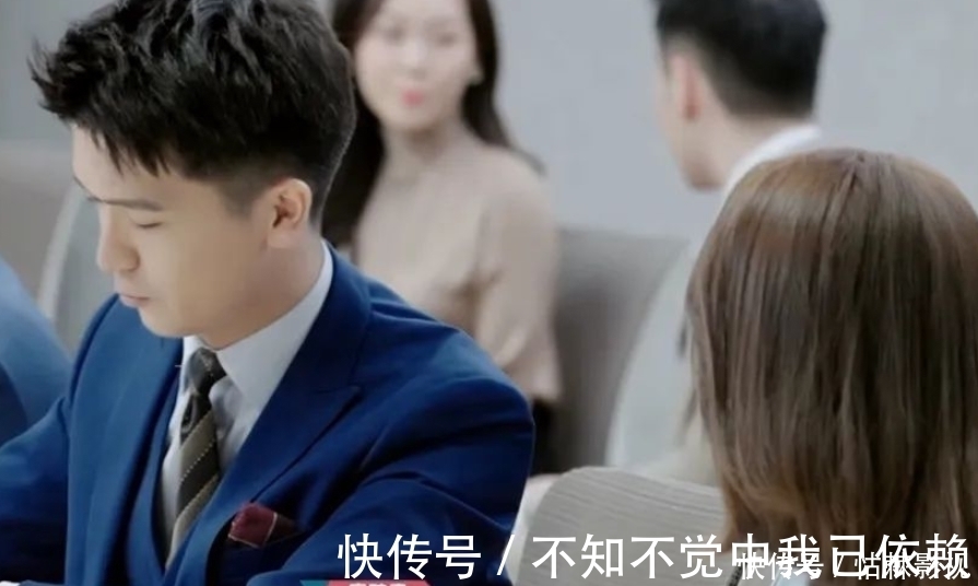 他面試的時(shí)候被稱為“教科書級別”，履歷豐富，從容自信