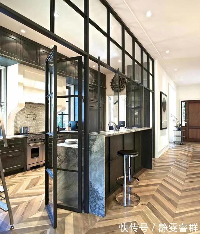 吧台|他家隔断不挡路还好看！35种拯救客厅、厨房的方法，一步到位
