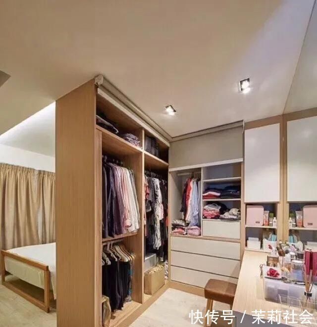 仪式感|不用装独立衣帽间,占地方还浪费空间,卧室装个步入式实用还方便