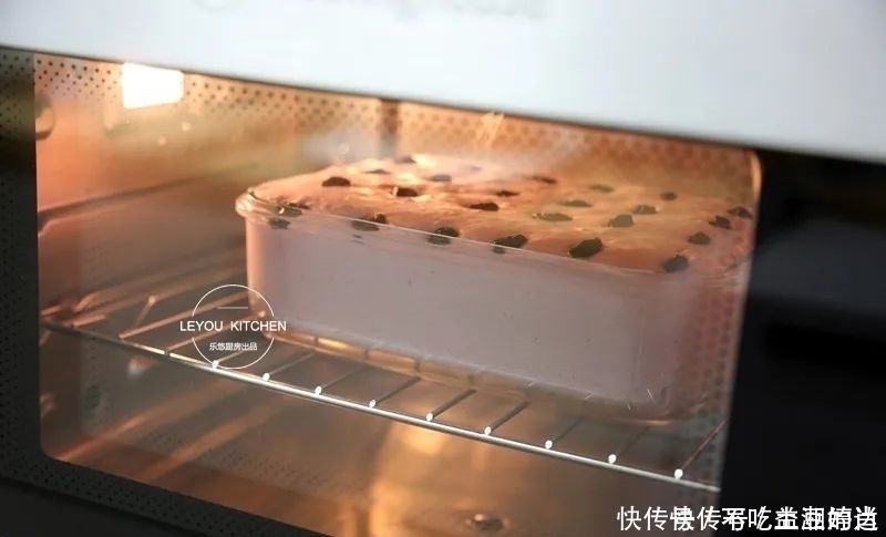 不用揉面,搅搅面糊,蒸一块又松又软的发糕