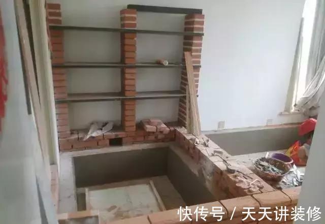 东北|老公花500块用砖砌榻榻米，网友热评：这不就是东北的热炕头吗？