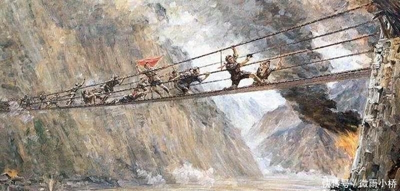 花机关|红军飞夺泸定桥,为什么没有伤亡,看看二十二勇士手上是啥装备?