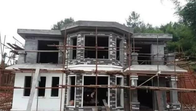 开山|70后老夫妻合伙开山,40万为孩子建独一无二的2层婚房,牛!